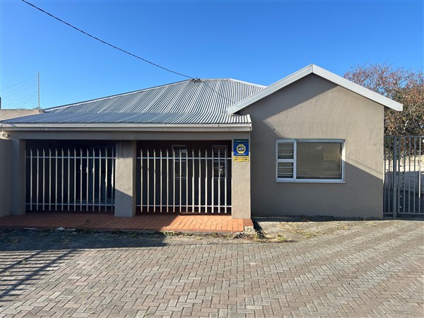 Commercial Property for Sale in Berea Eastern Cape